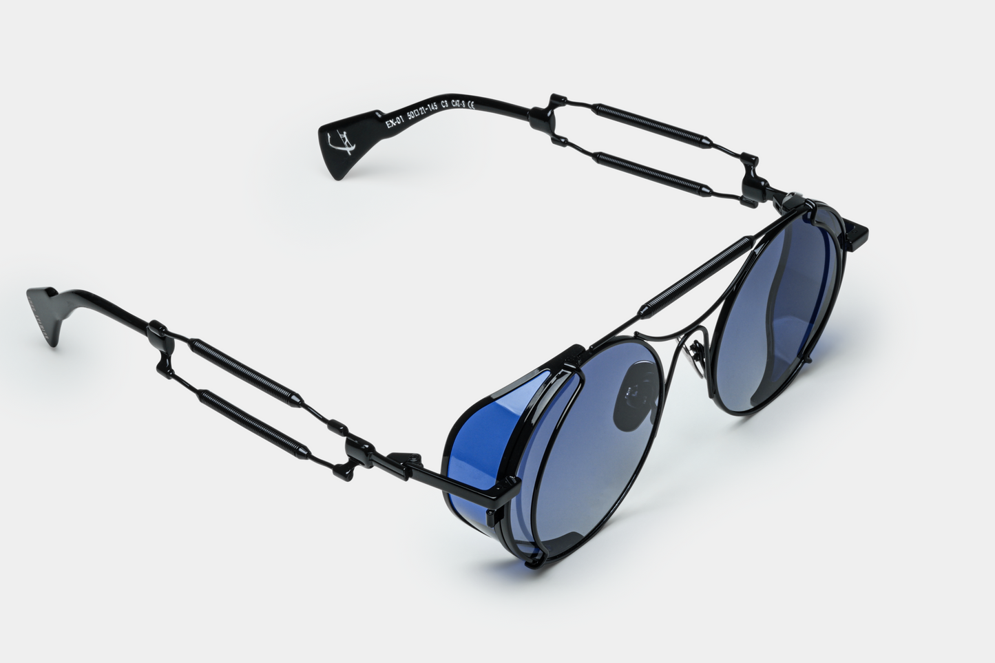 Extravagante Black Blue Small