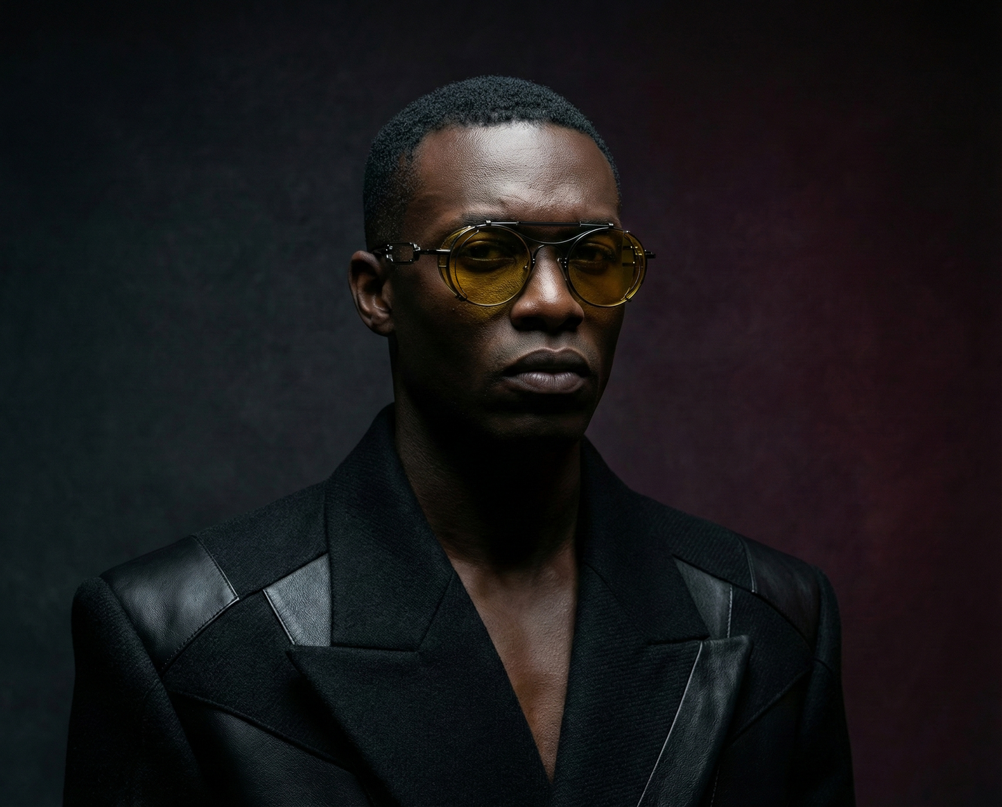 Extravagante Black Yellow