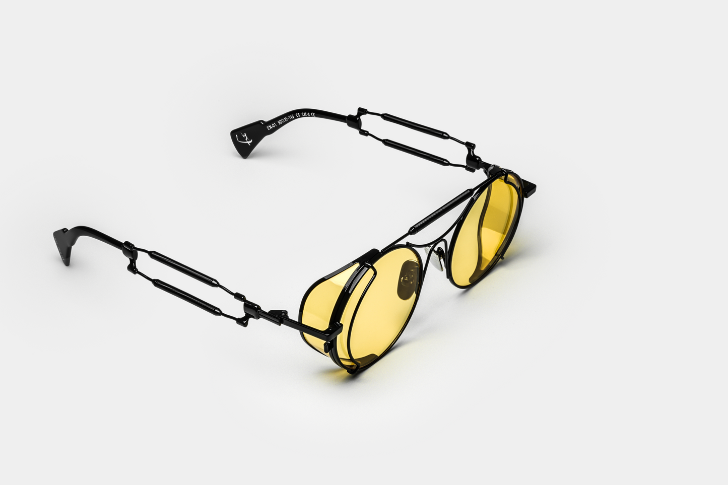 Extravagante Black Yellow