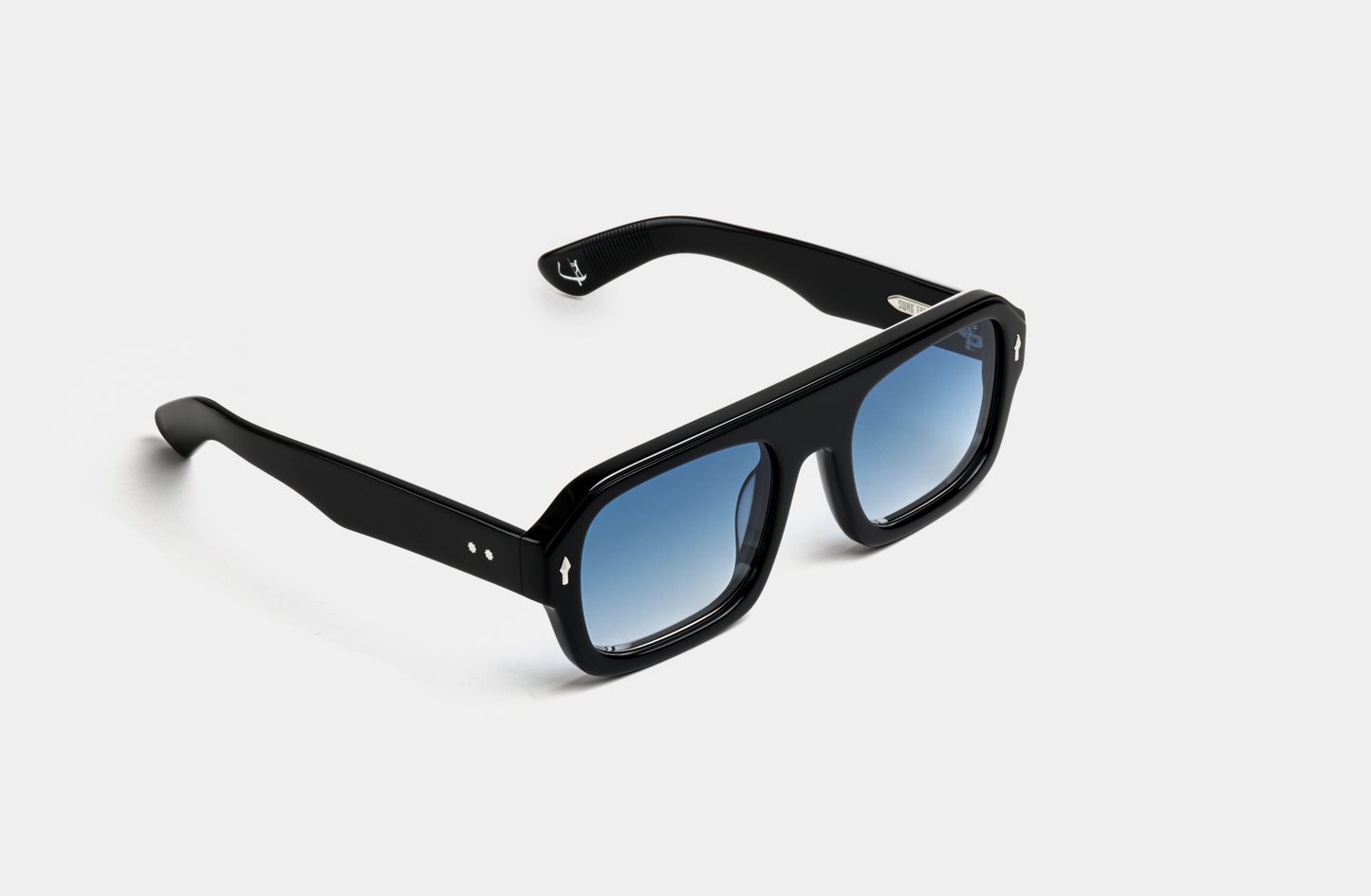 VE-20 Black