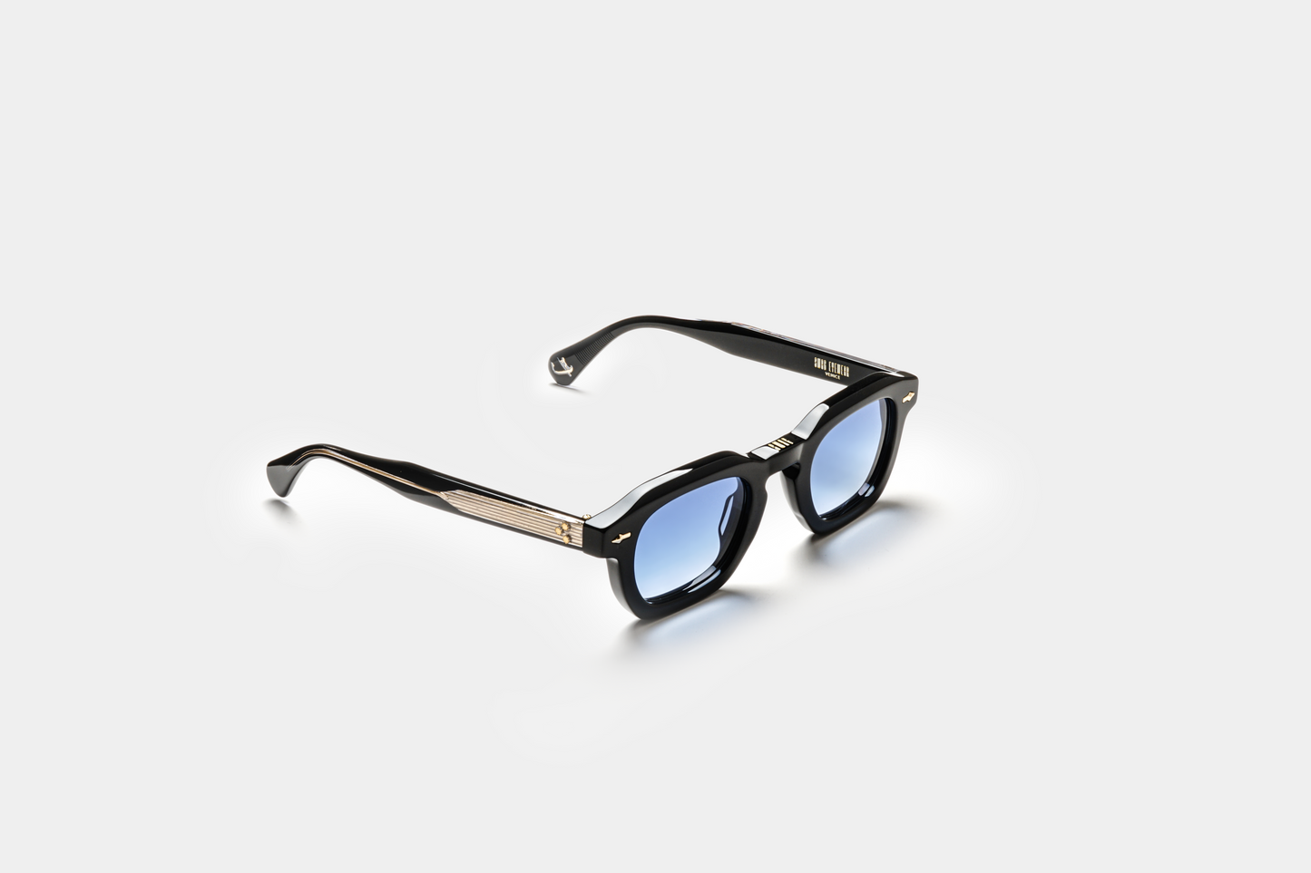 VE-17 Black